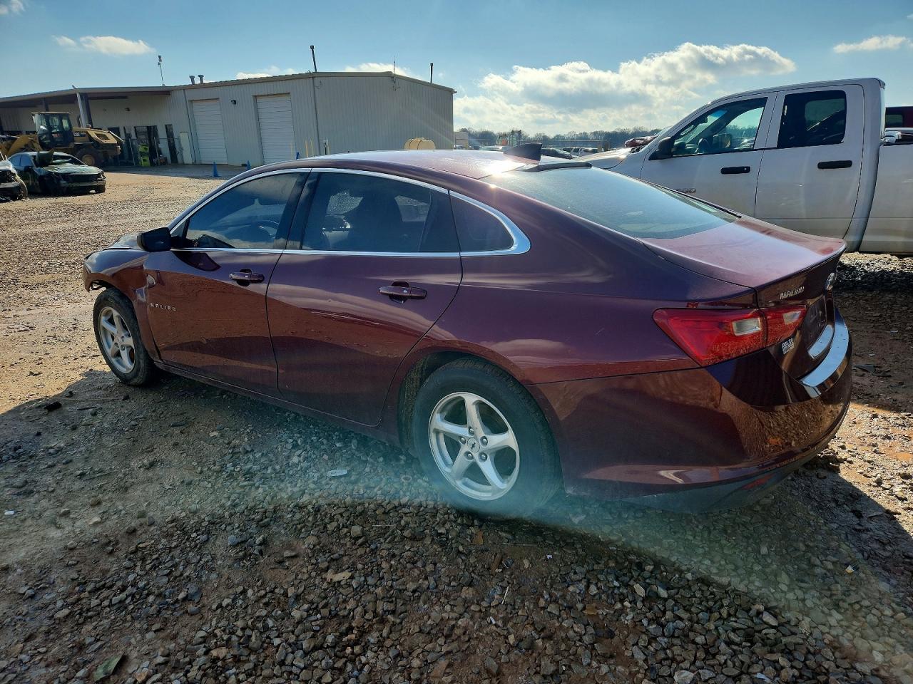 2016 Chevrolet Malibu Ls - Фото 2
