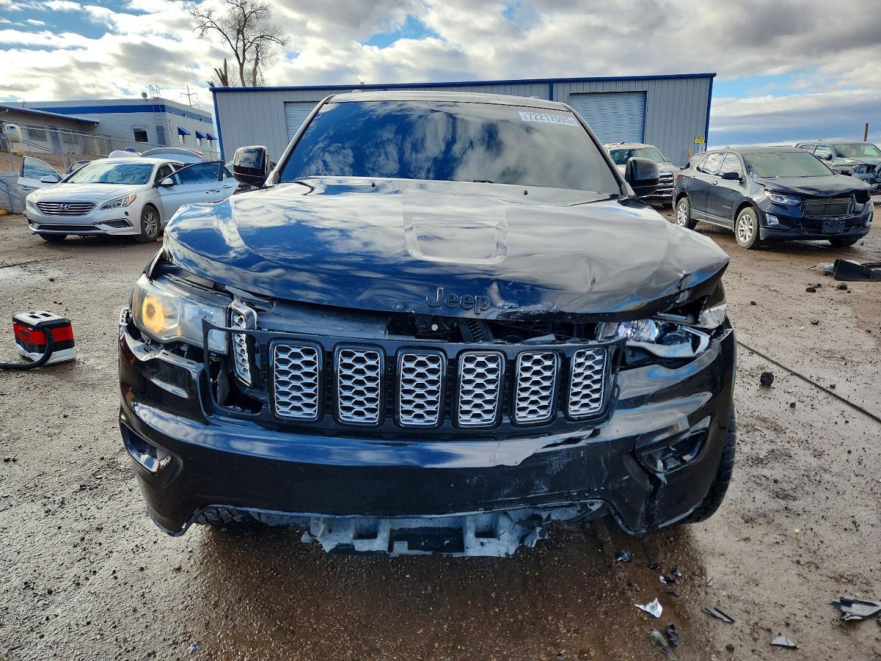 2017 Jeep Grand Cherokee Laredo - Фото 5