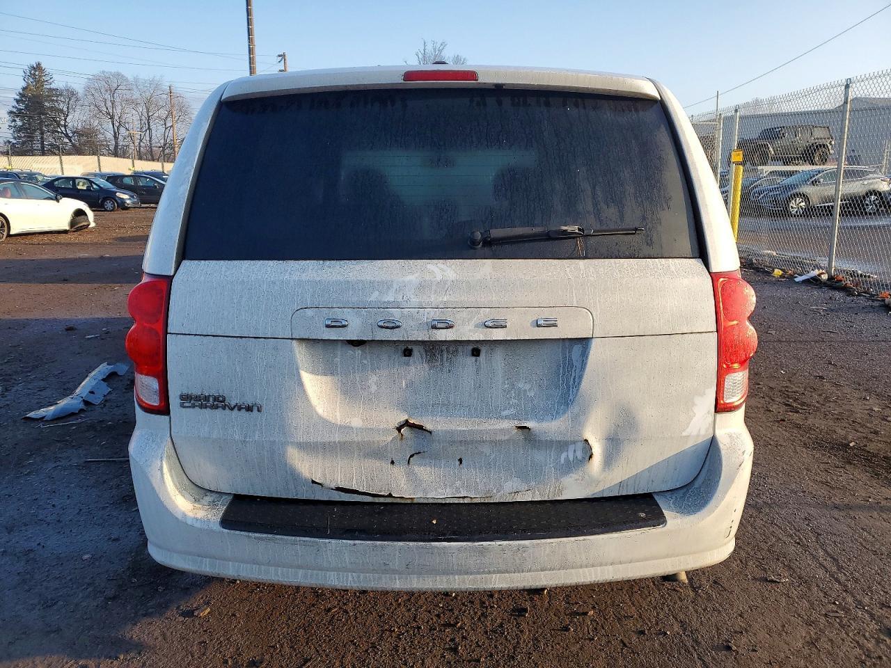 2018 Dodge Grand Caravan Se - Image 6