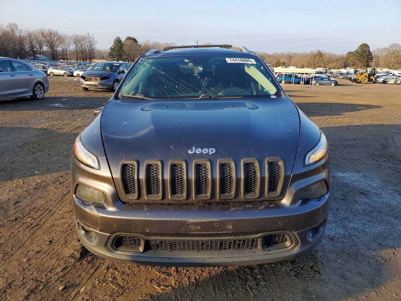 2016 Jeep Cherokee Latitude - Image 5