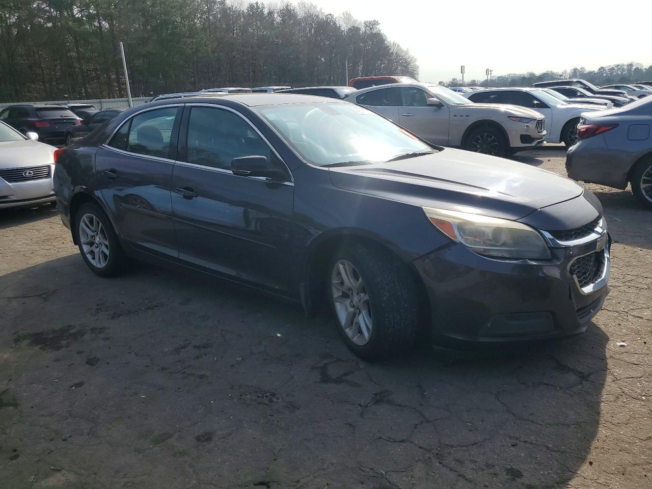 2015 Chevrolet Malibu - Image 4