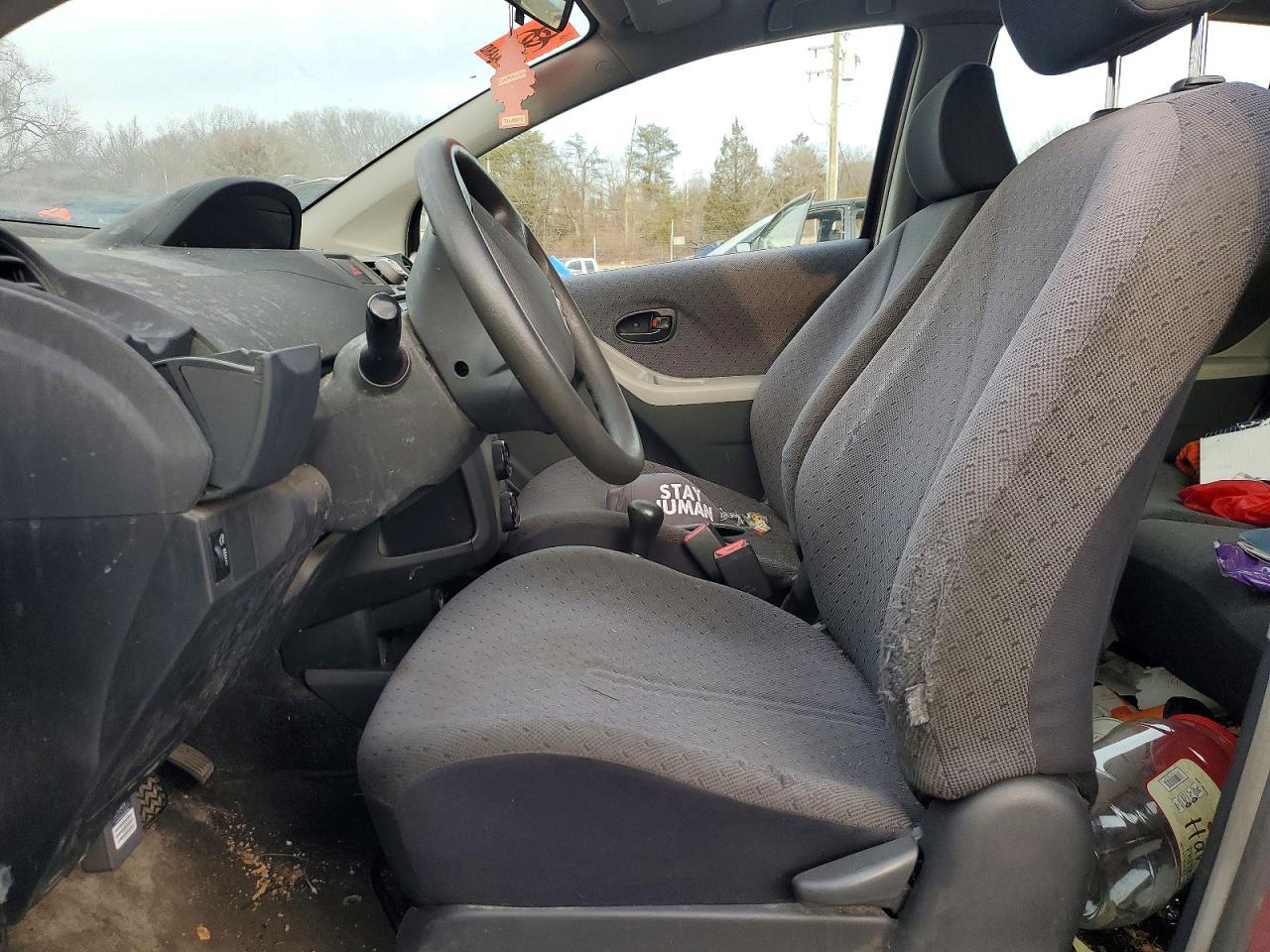 2010 Toyota Yaris - Фото 7