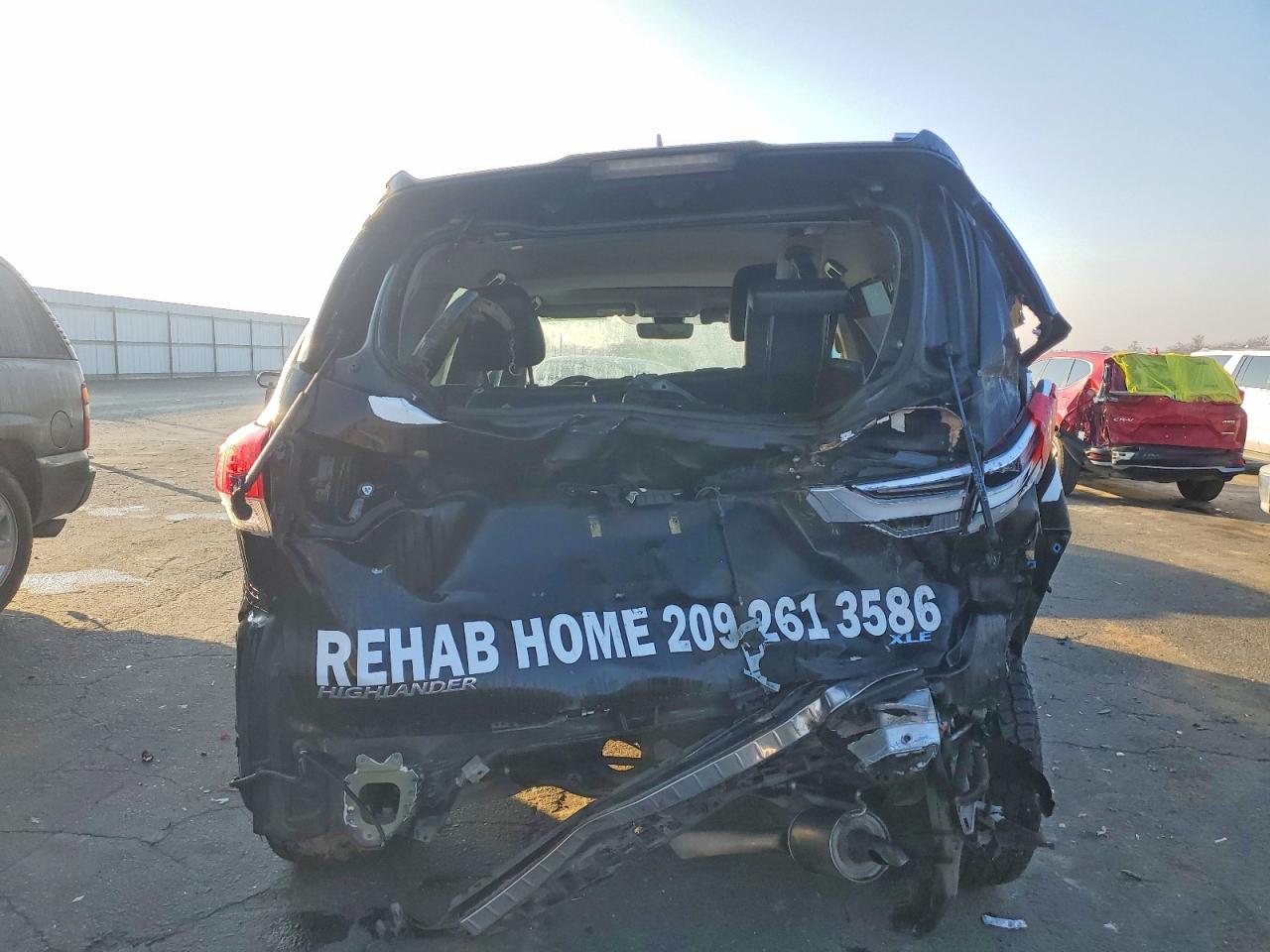 2019 Toyota Highlander Se - Фото 6
