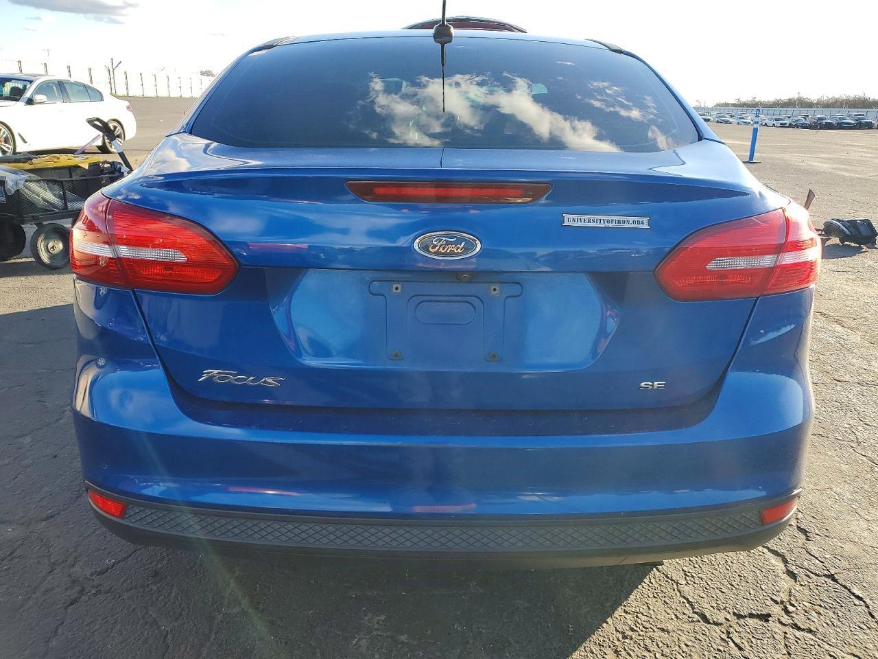 2018 Ford Focus Se - Image 6
