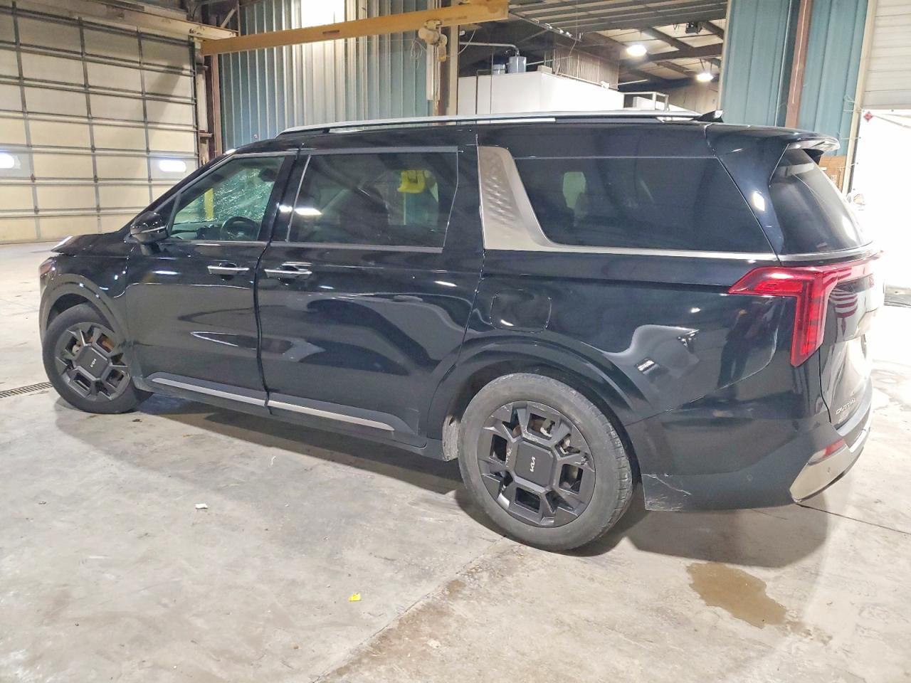 2025 Kia Carnival Sx - Фото 2