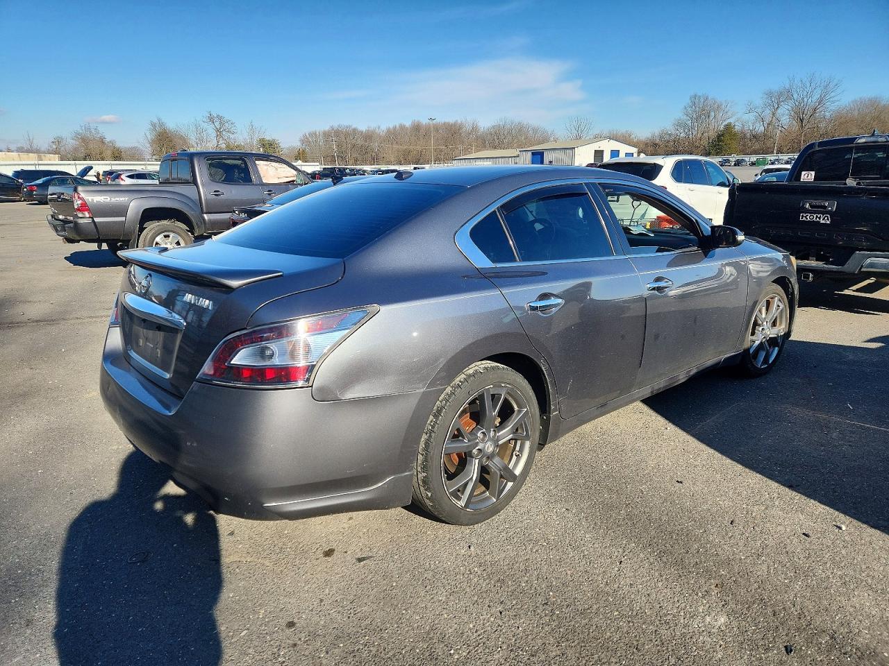 2014 Nissan Maxima S - Image 3