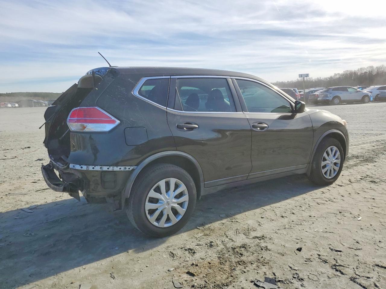 2016 Nissan Rogue S - Фото 3