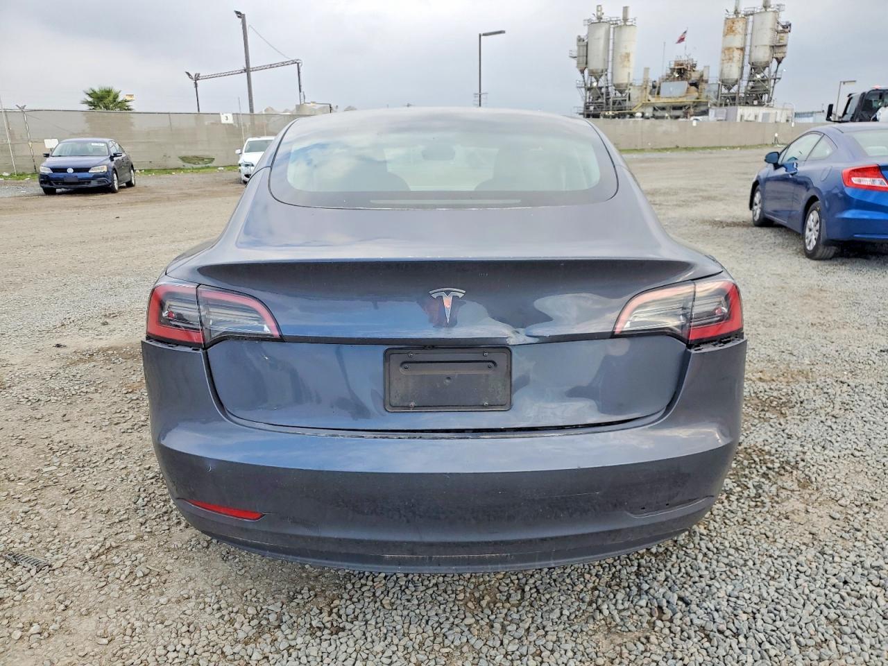 2023 Tesla Model 3 - Image 6