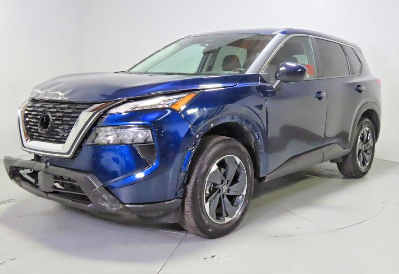 2025 Nissan Rogue Sv - Image 2