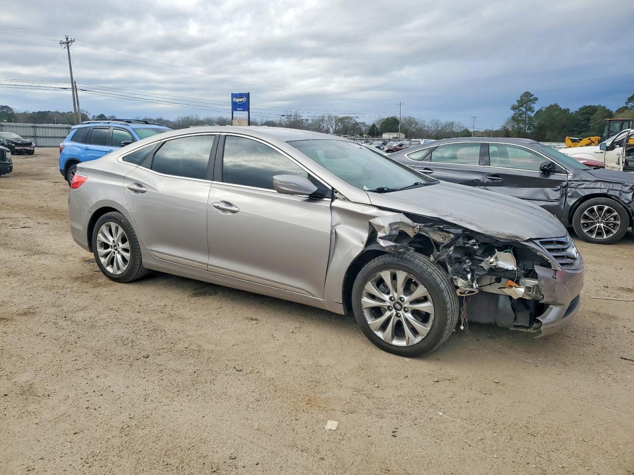 2012 Hyundai Azera Gls - Image 4