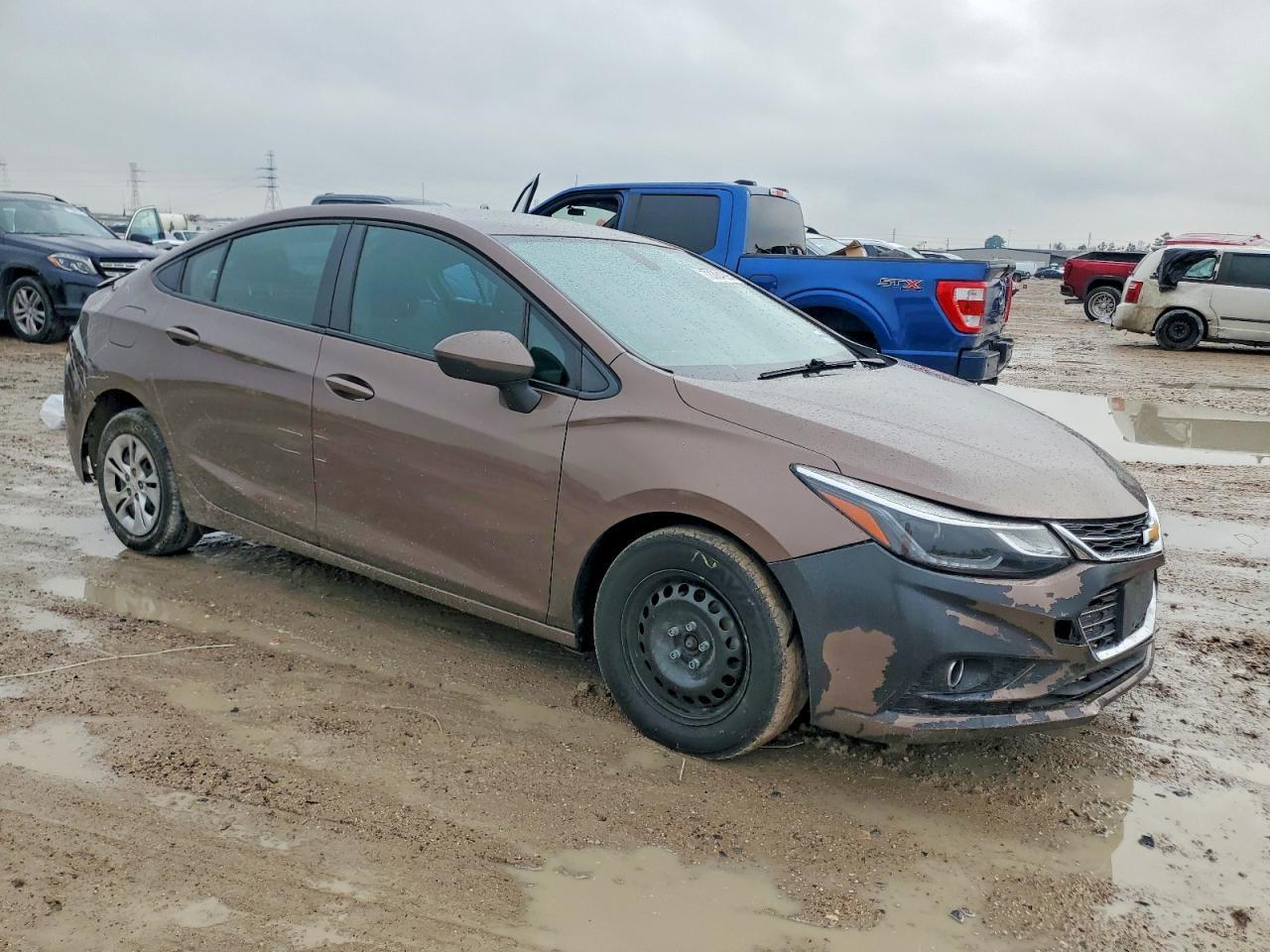 2019 Chevrolet Cruze Ls - Фото 4