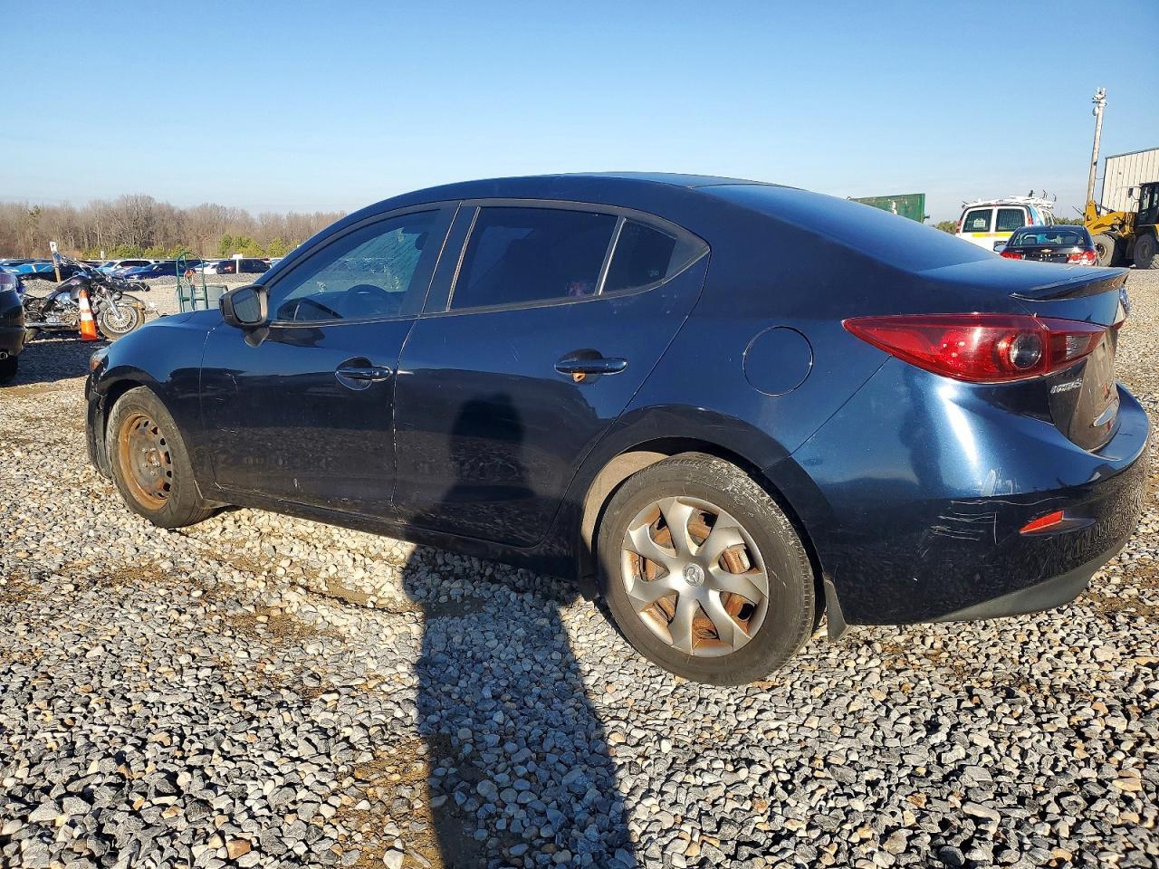 2017 Mazda 3 Sport - Фото 2