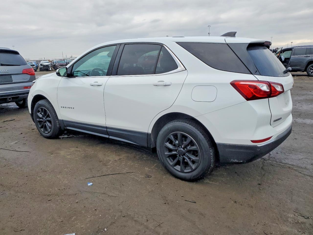 2018 Chevrolet Equinox Lt - Фото 2