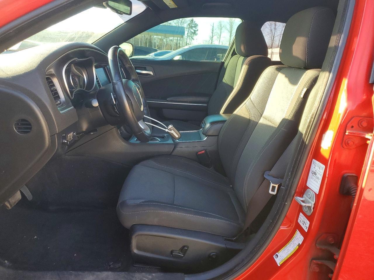 2018 Dodge Charger R/T - Image 7