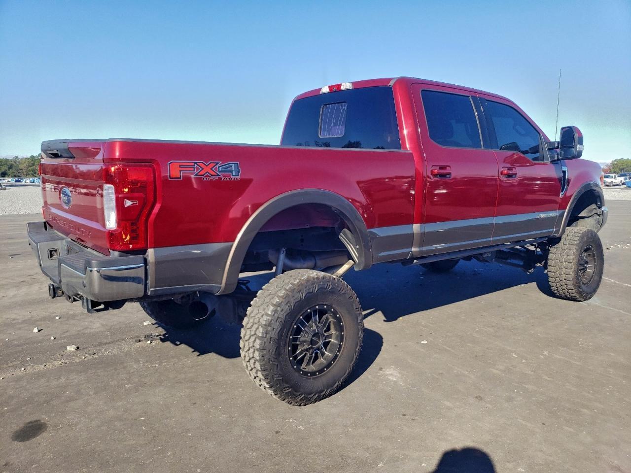 2017 Ford F250 Super Duty - Фото 3