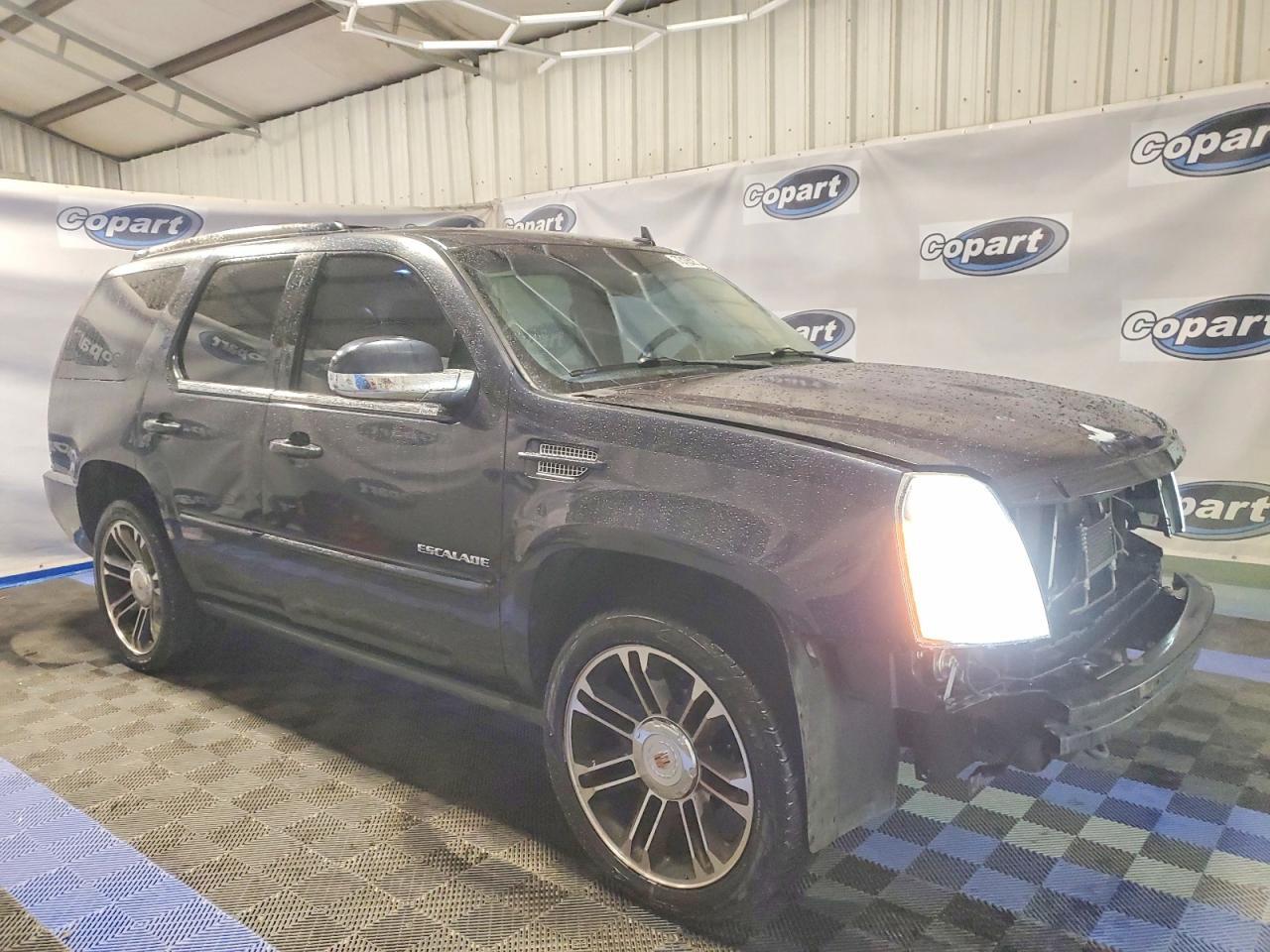 2013 Cadillac Escalade Premium - Фото 4