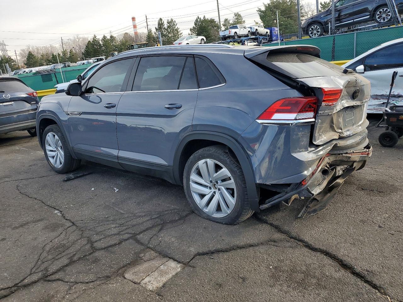 2021 Volkswagen Atlas Cross Sport Se - Image 2
