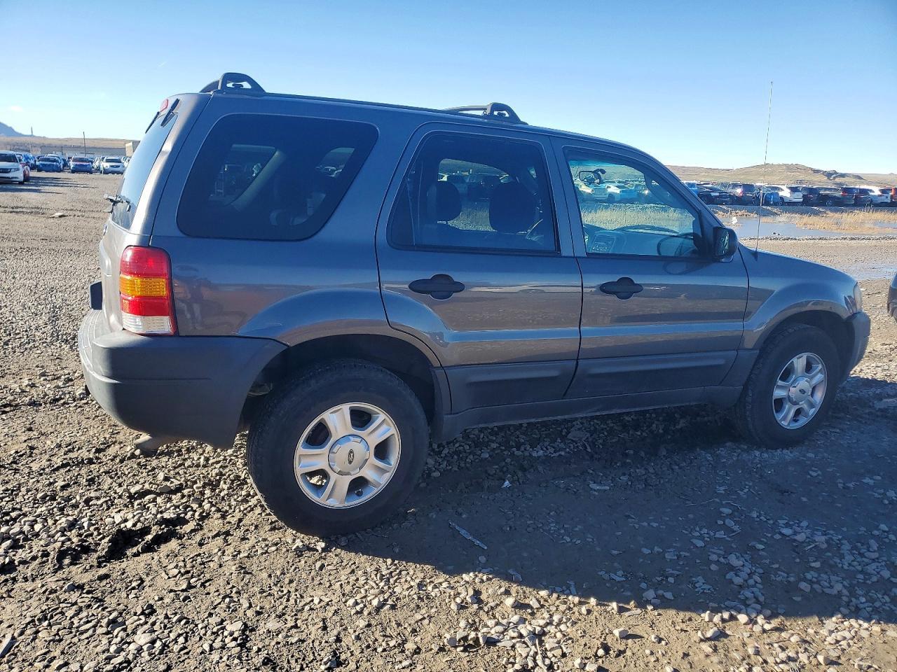 2003 Ford Escape Xlt - Image 3