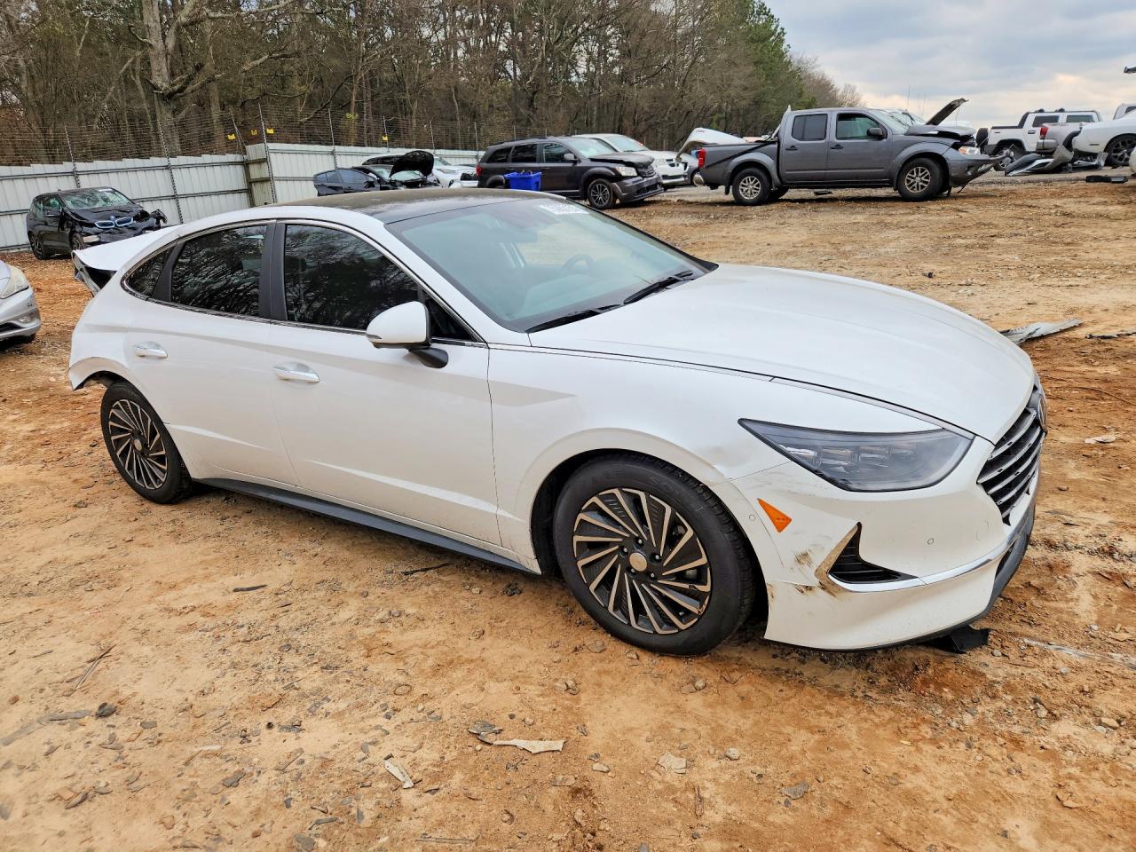 2022 Hyundai Sonata Hybrid Limited - Image 4