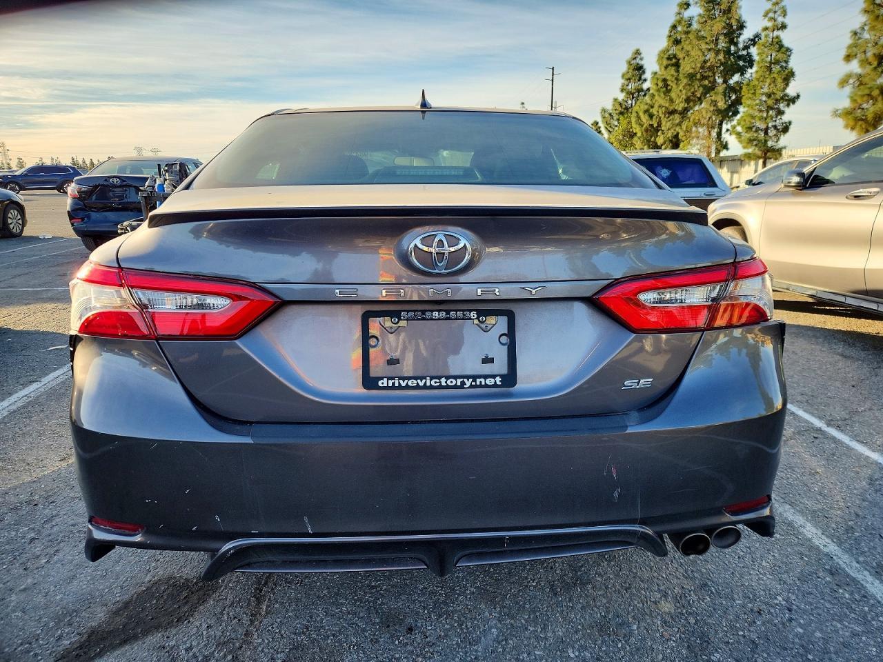 2019 Toyota Camry Se - Image 6