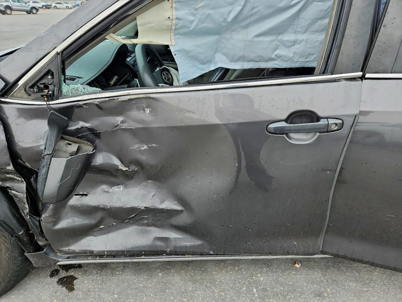 2014 Toyota Camry L - Фото 7