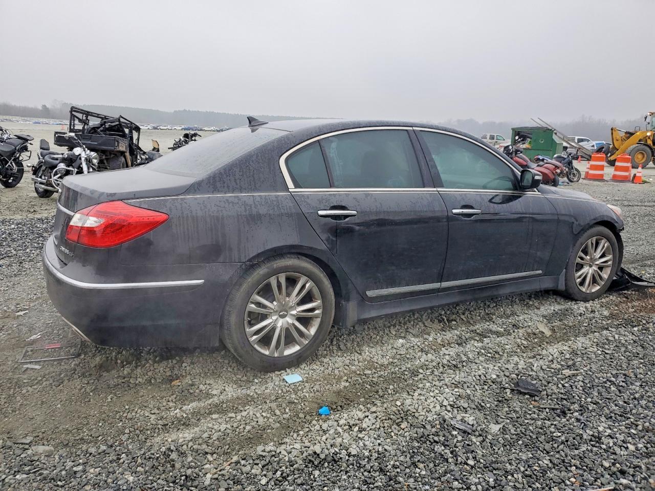 2012 Hyundai Genesis 4.6L - Фото 3
