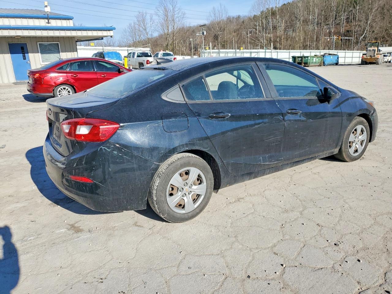 2017 Chevrolet Cruze Ls - Image 3