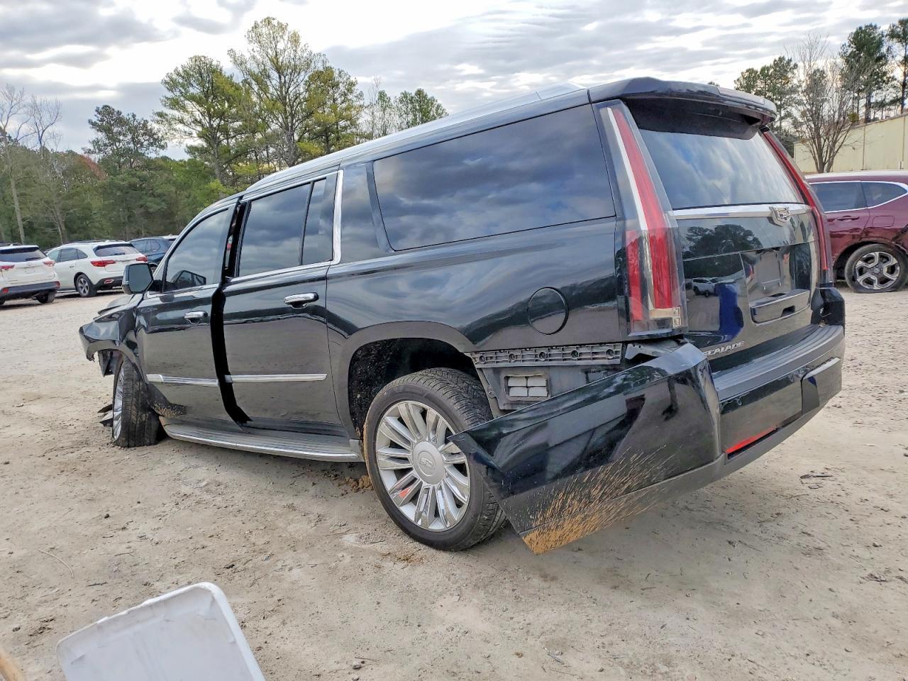2015 Cadillac Escalade Esv Platinum - Фото 2