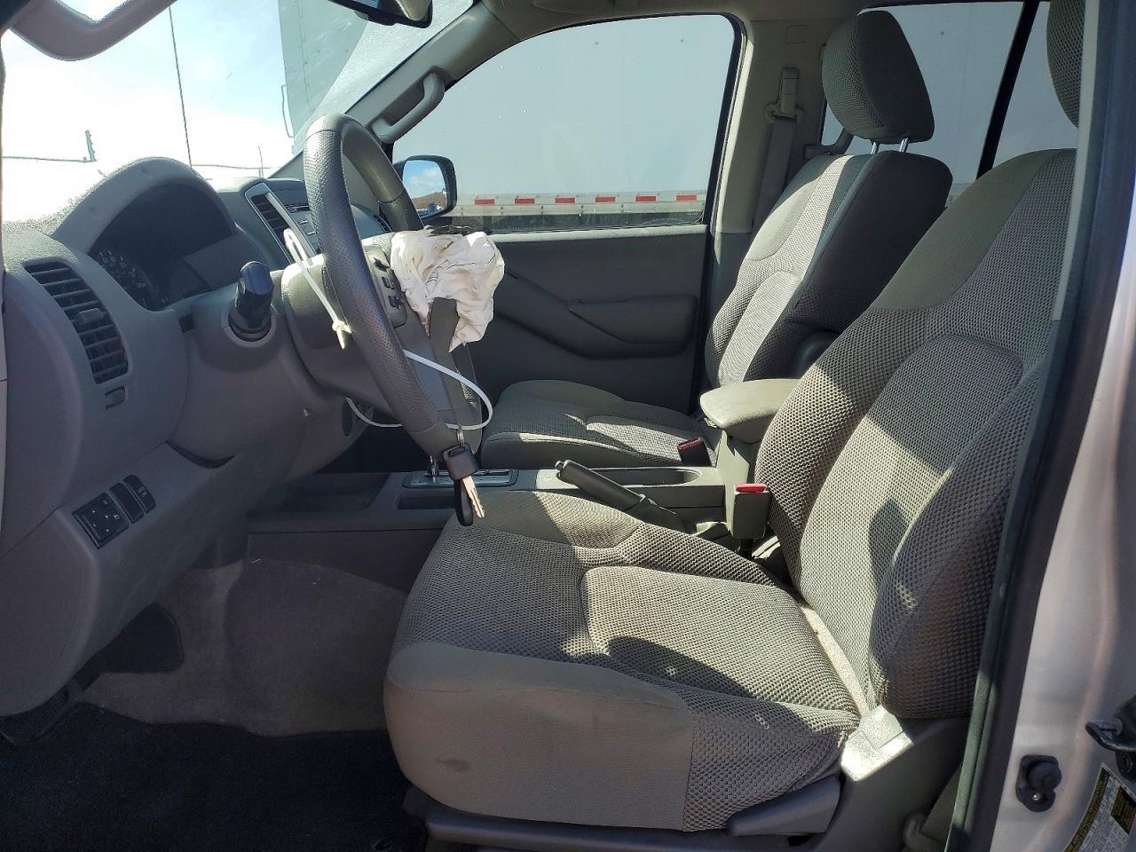 2013 Nissan Frontier S - Фото 7