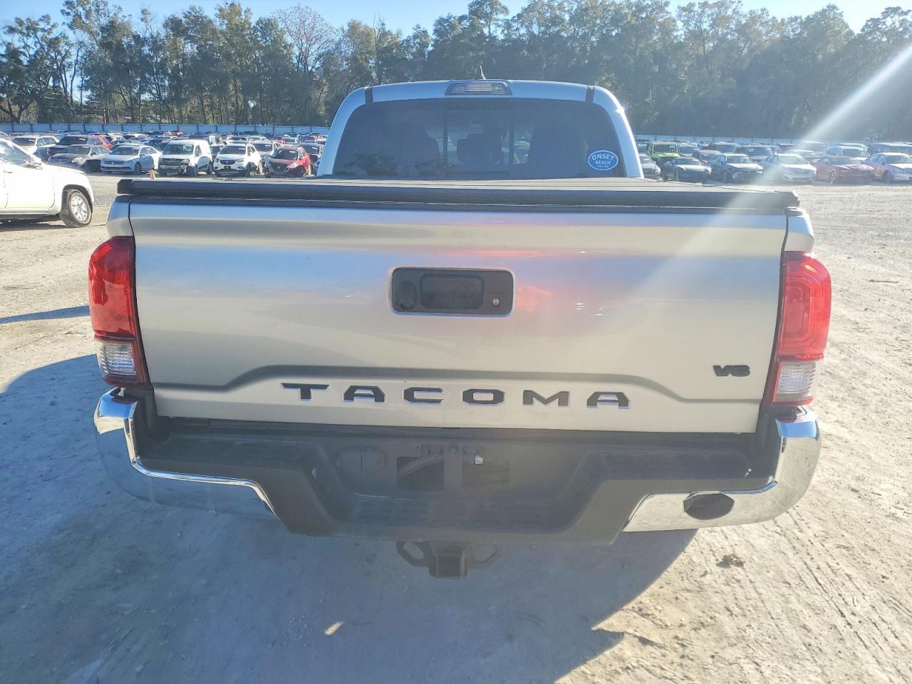 2022 Toyota Tacoma Double Cab - Фото 6