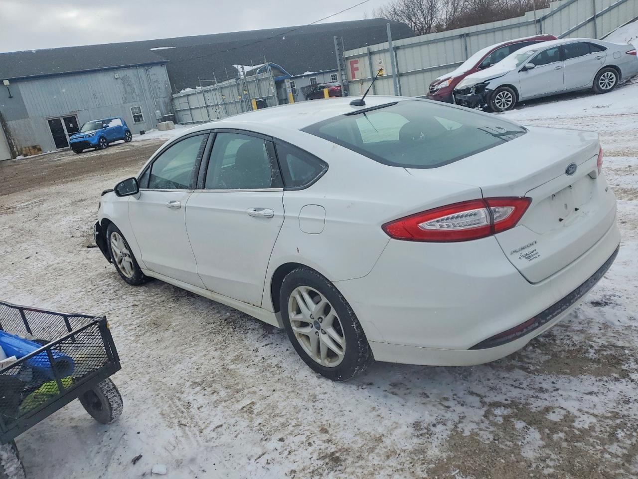 2013 Ford Fusion Se - Фото 2