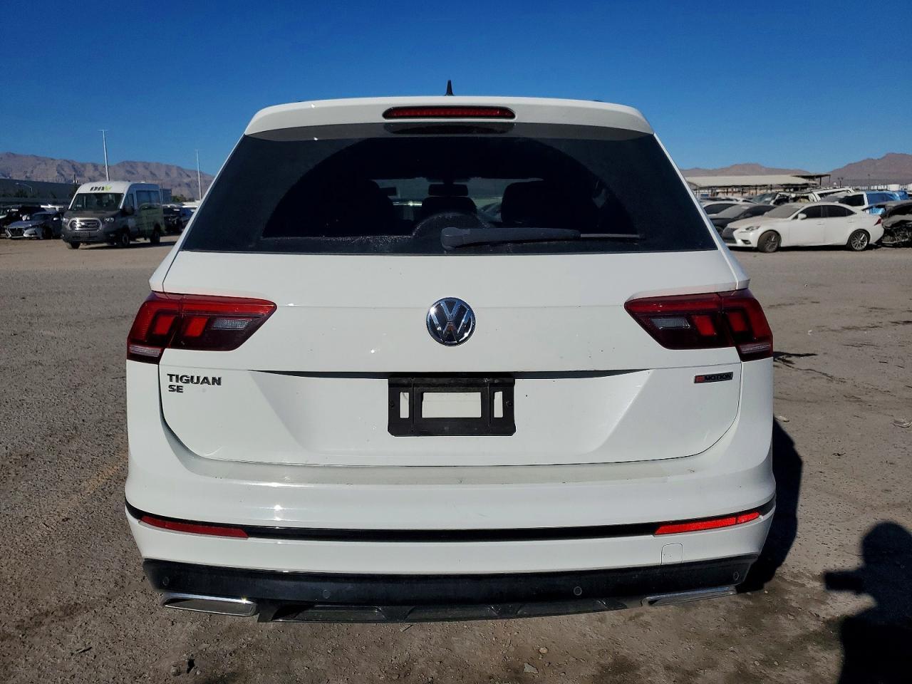 2021 Volkswagen Tiguan Se - Фото 6