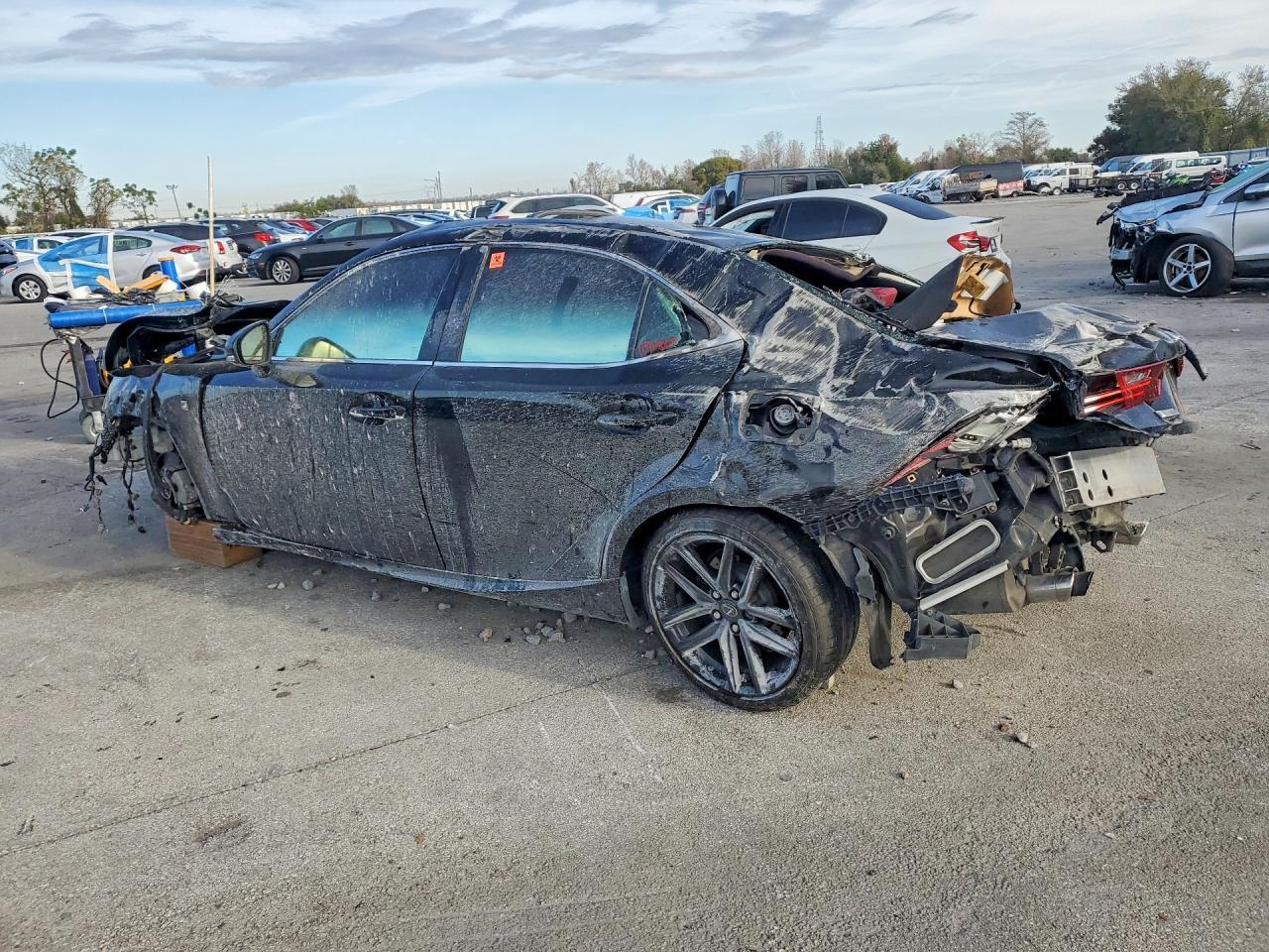 2015 Lexus Is 250 - Image 2