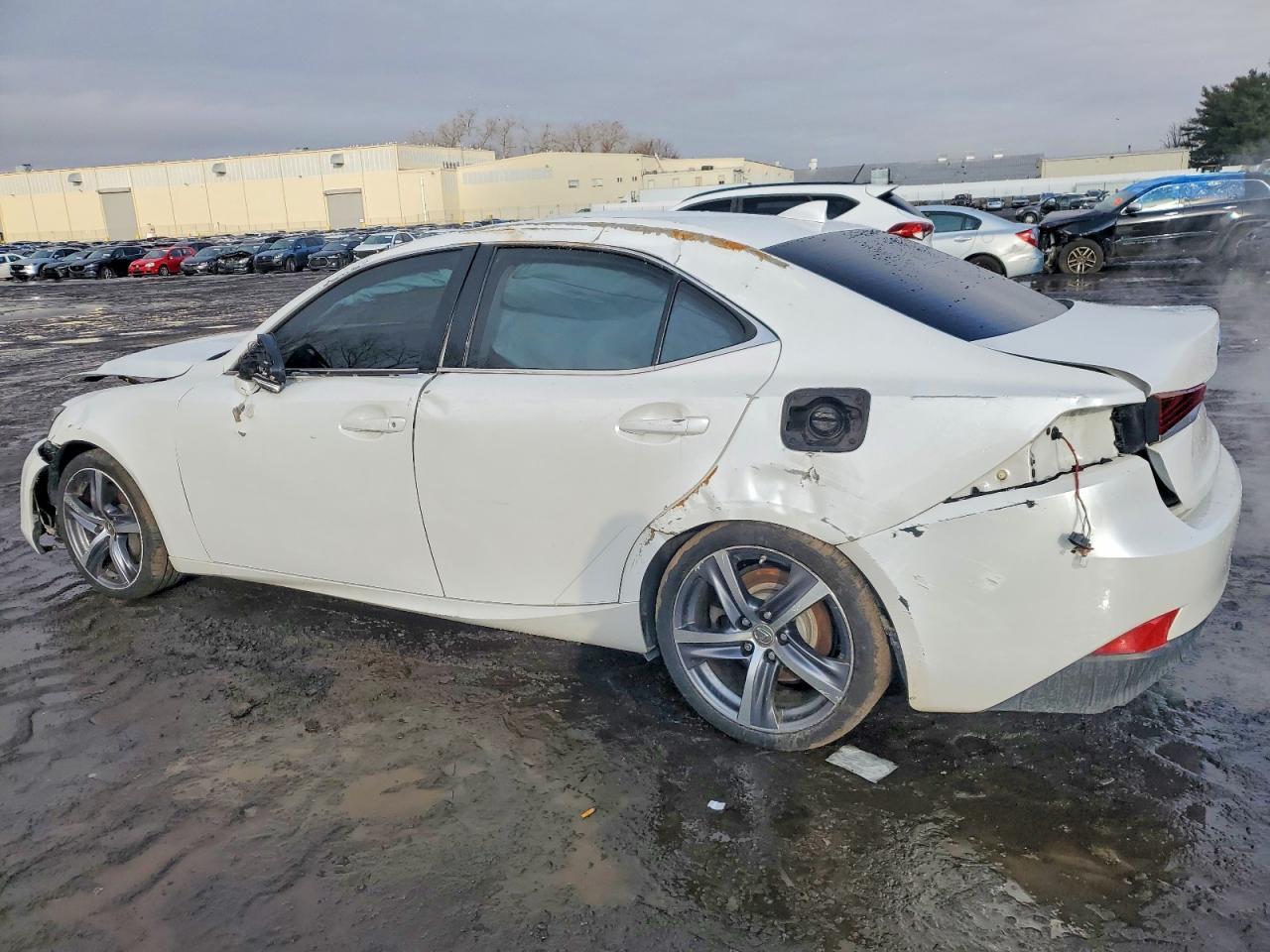2017 Lexus Is 300 - Фото 2