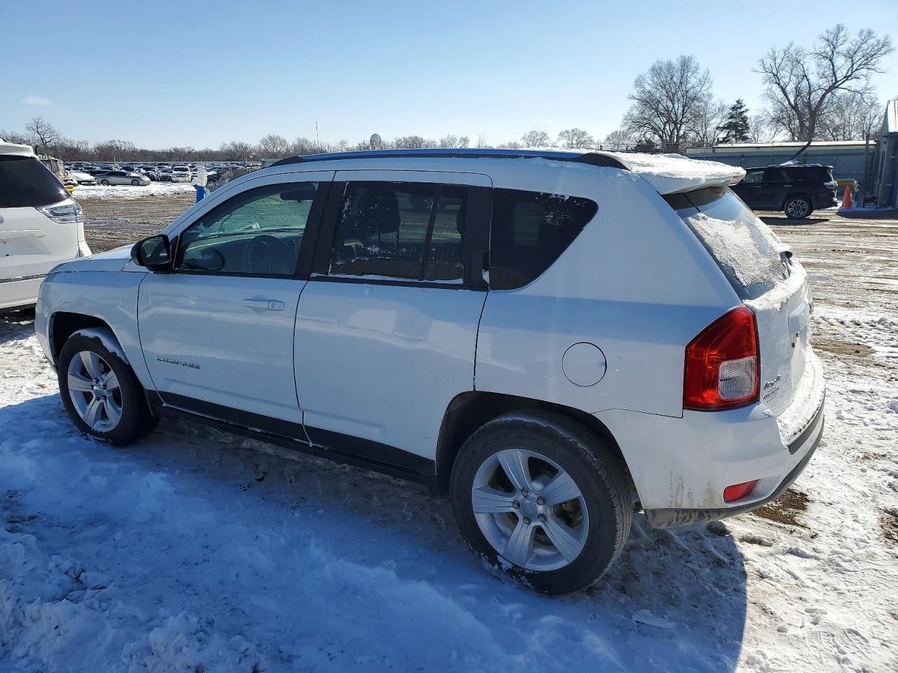 2012 Jeep Compass Sport - Фото 2