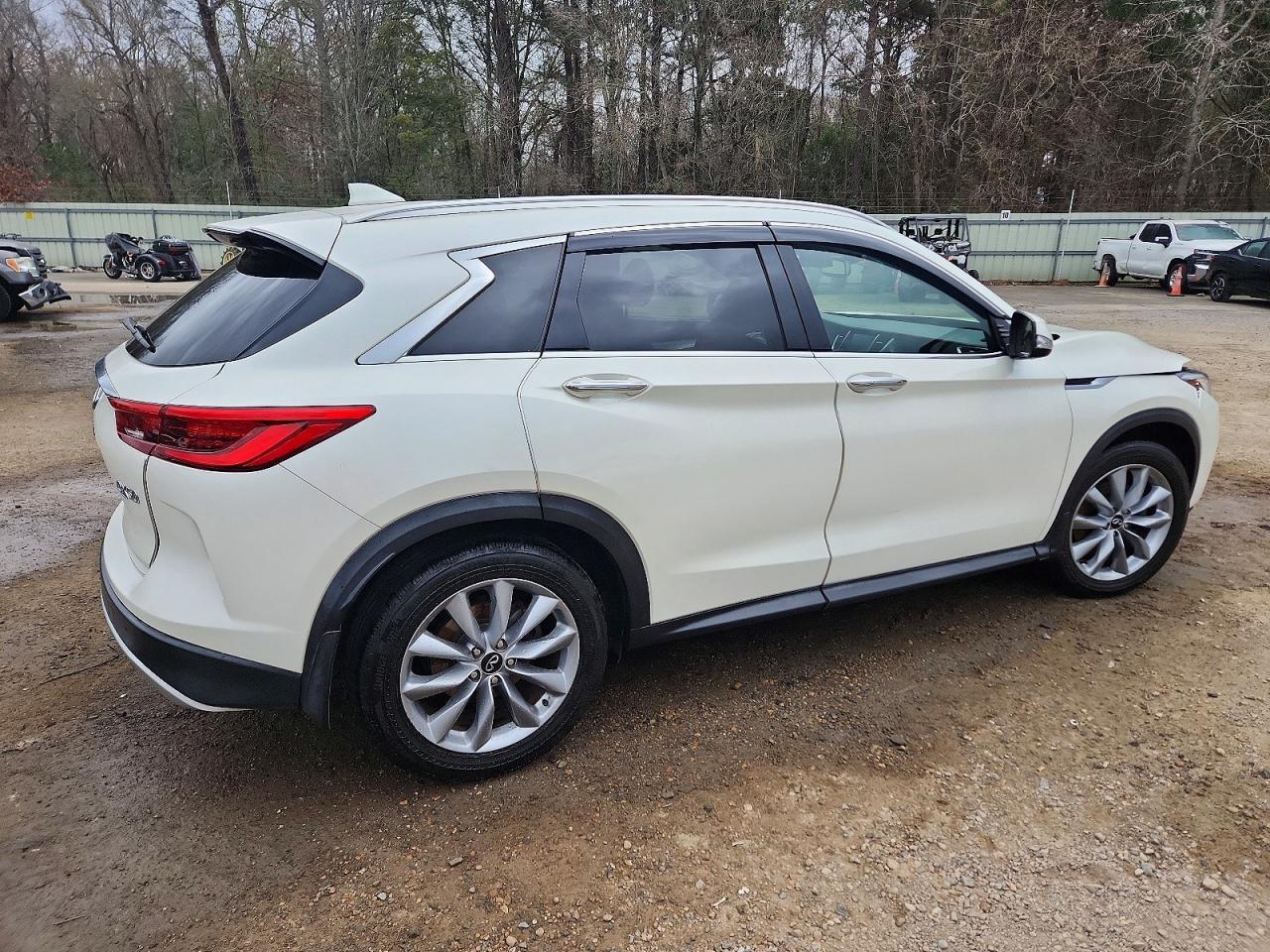 2021 Infiniti Qx50 Luxe - Фото 3