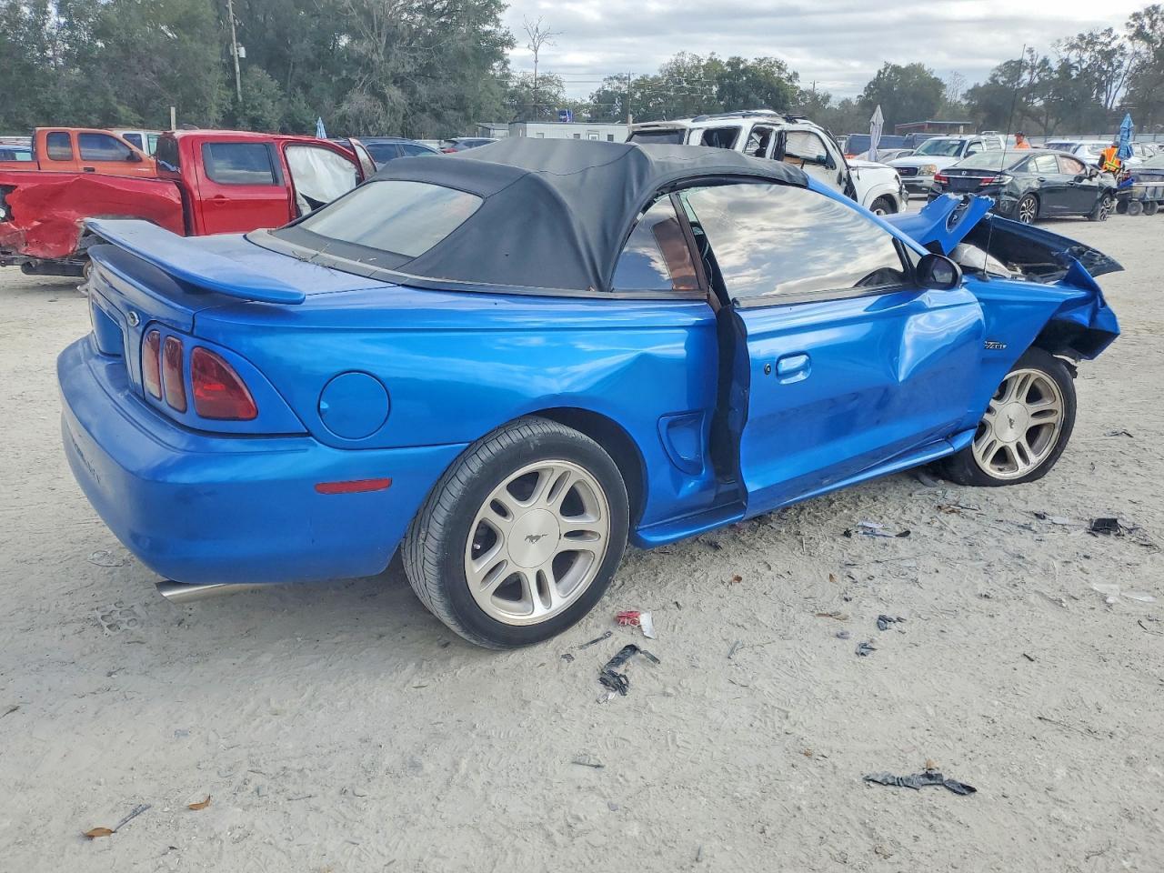 1998 Ford Mustang Gt - Фото 3