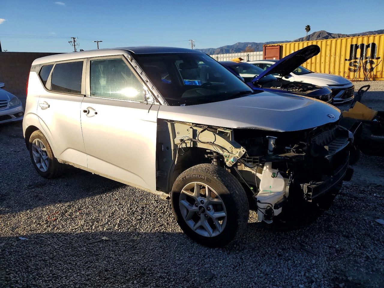 2020 Kia Soul Lx - Фото 4