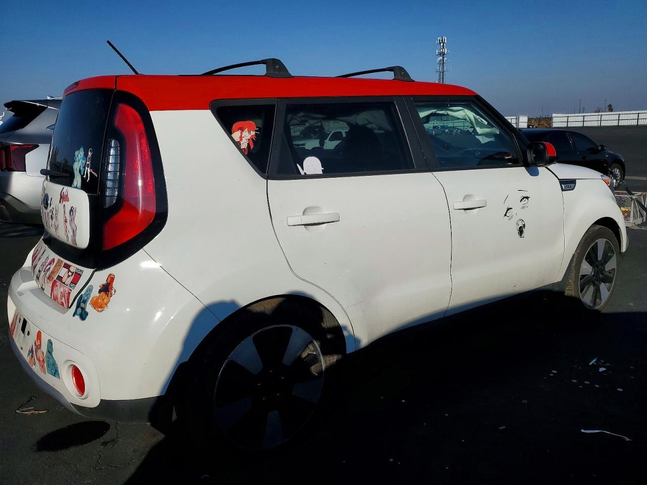 2017 Kia Soul + - Фото 3