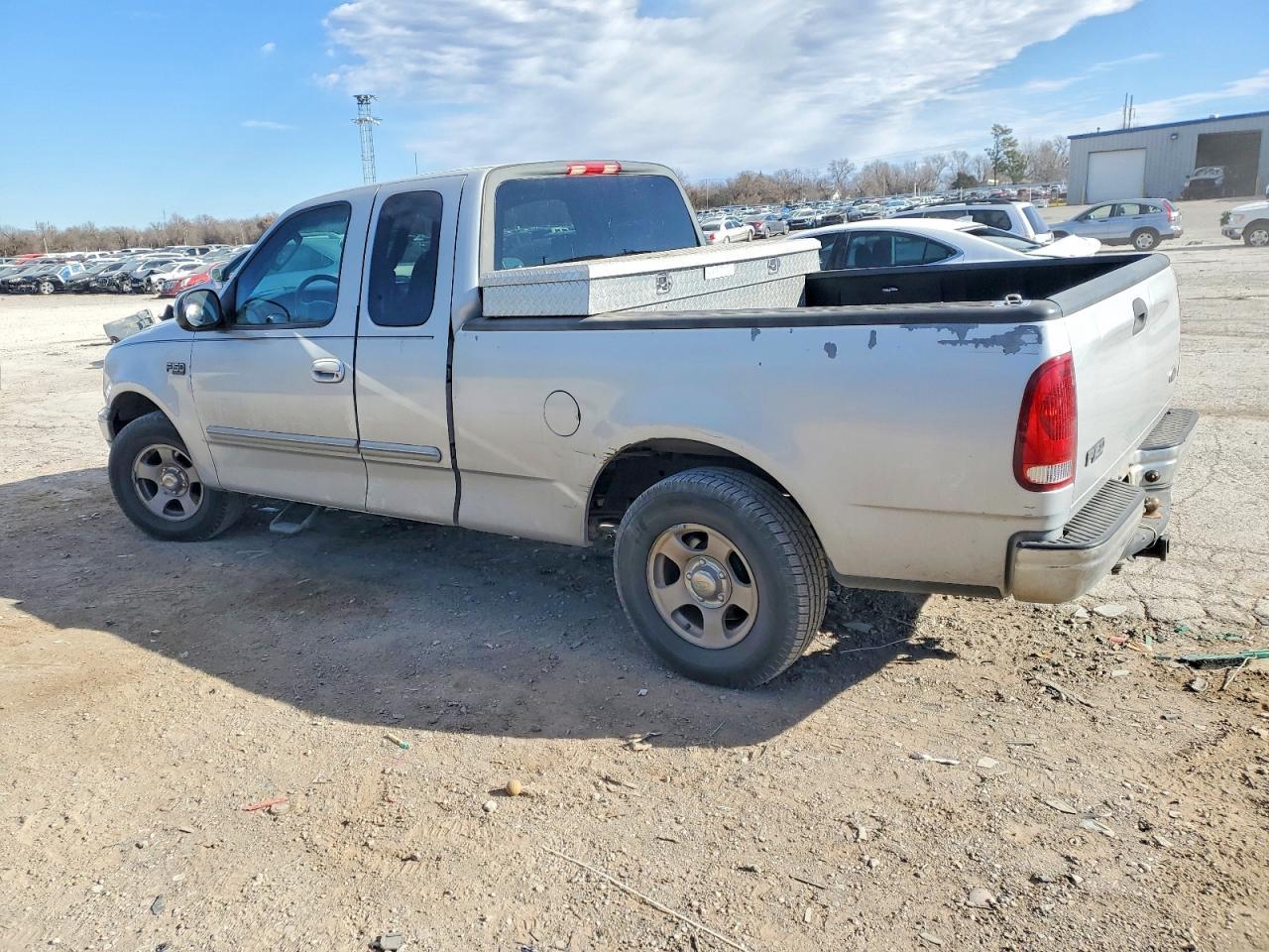 2003 Ford F150 - Фото 2