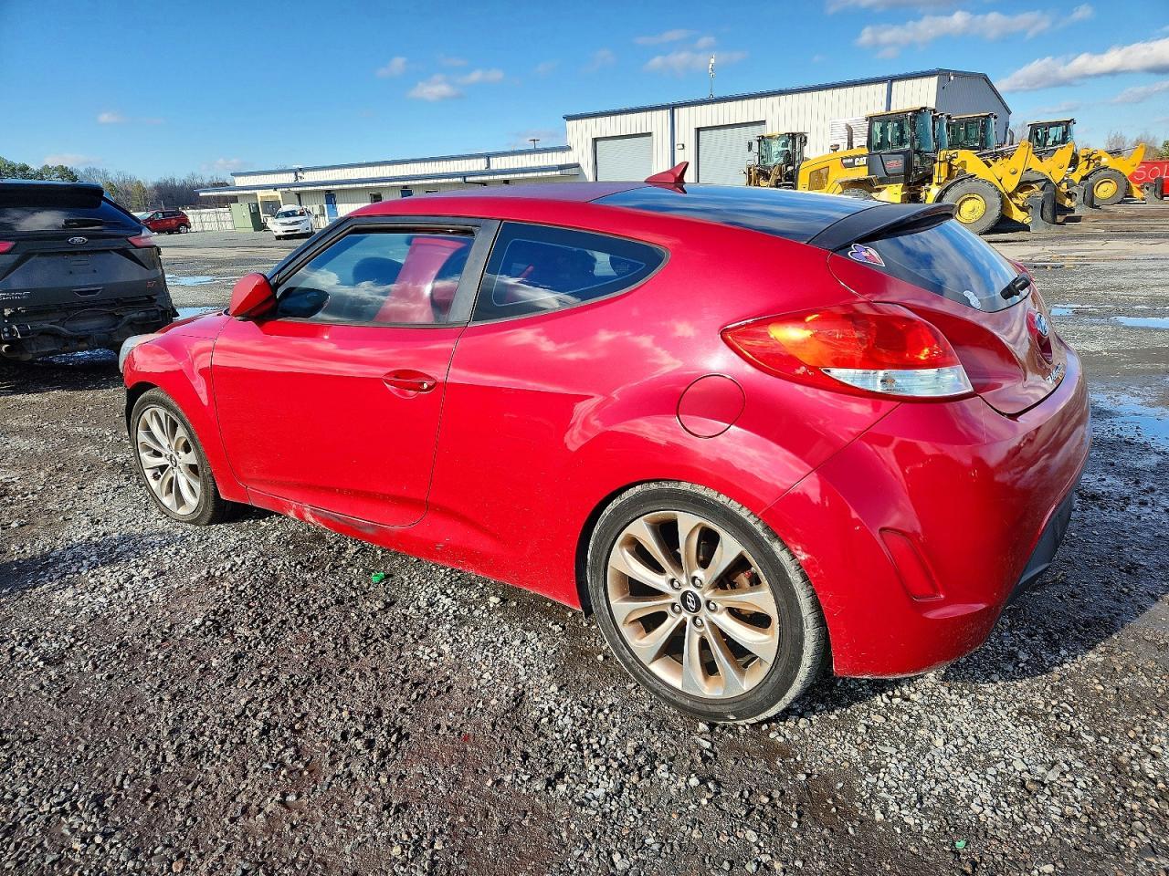 2013 Hyundai Veloster - Image 2