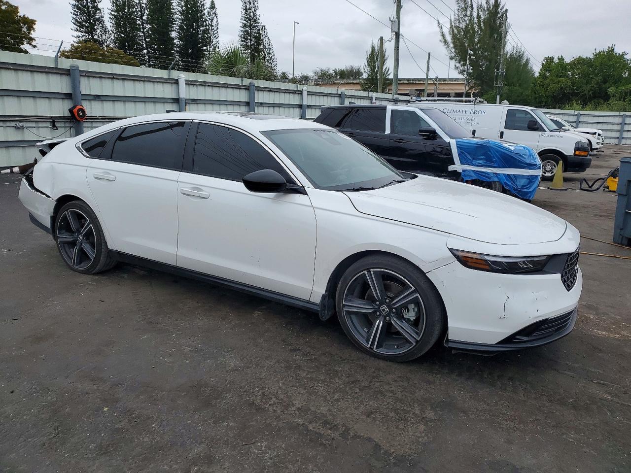 2024 Honda Accord Hybrid Sport - Фото 4