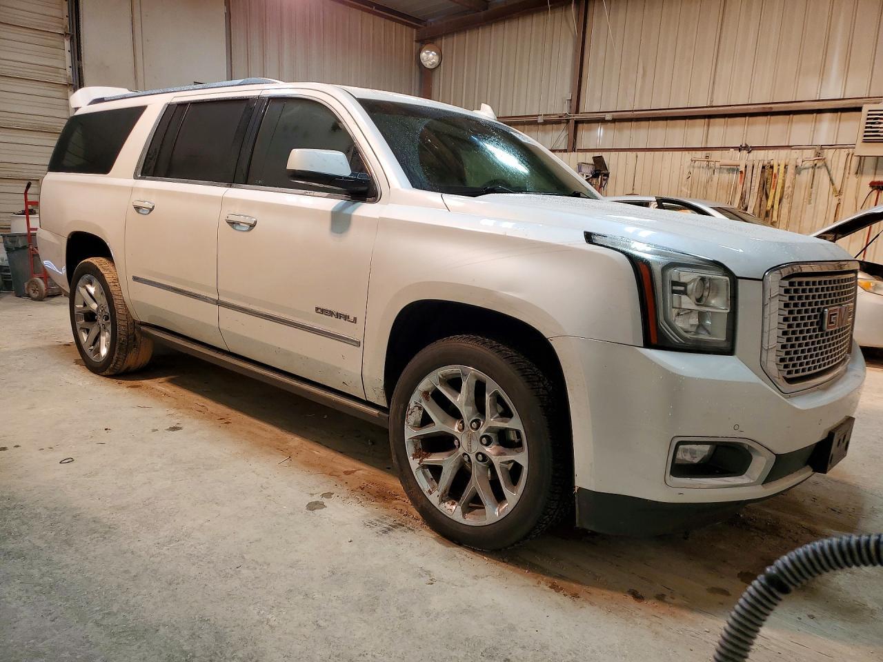 2016 GMC Yukon Xl Denali - Фото 4