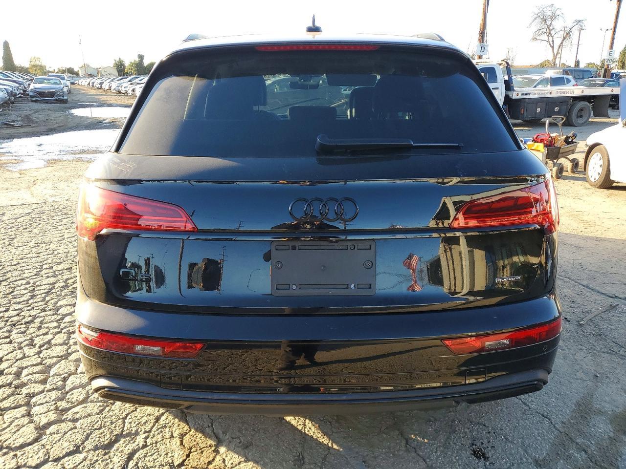 2024 Audi Q5 Premium Plus 40 - Image 6