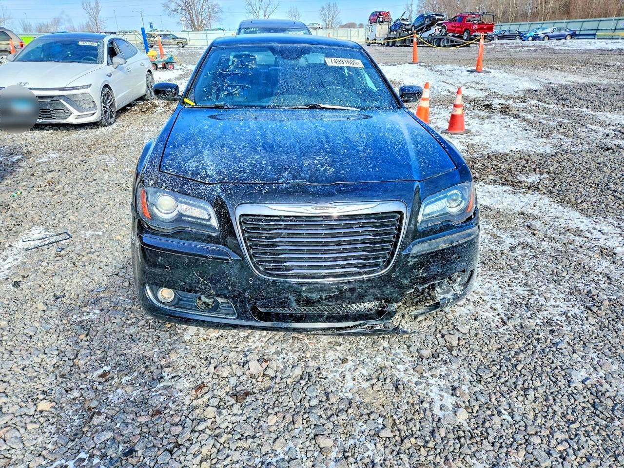 2012 Chrysler 300 S - Image 5
