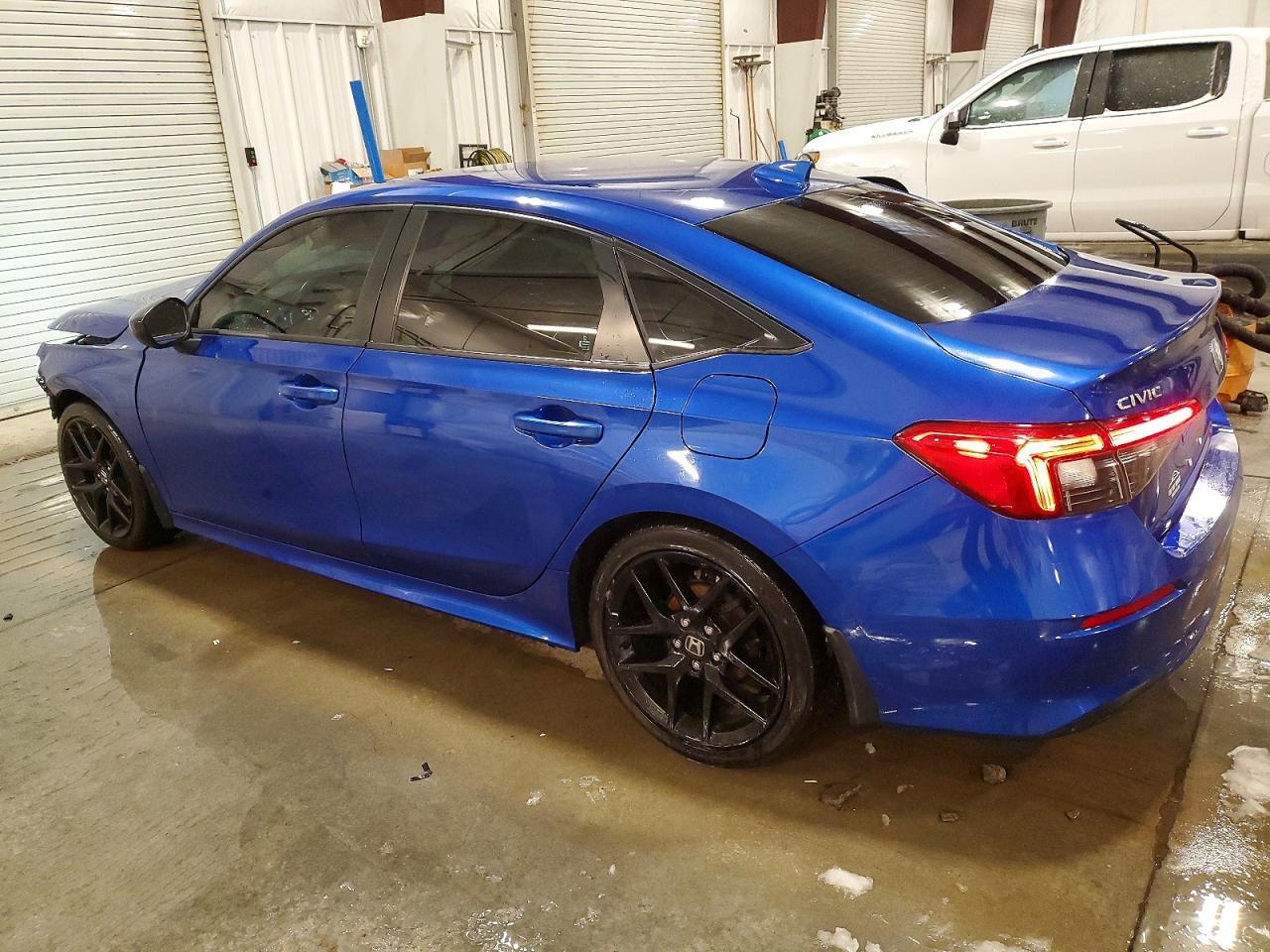 2022 Honda Civic Sport - Фото 2