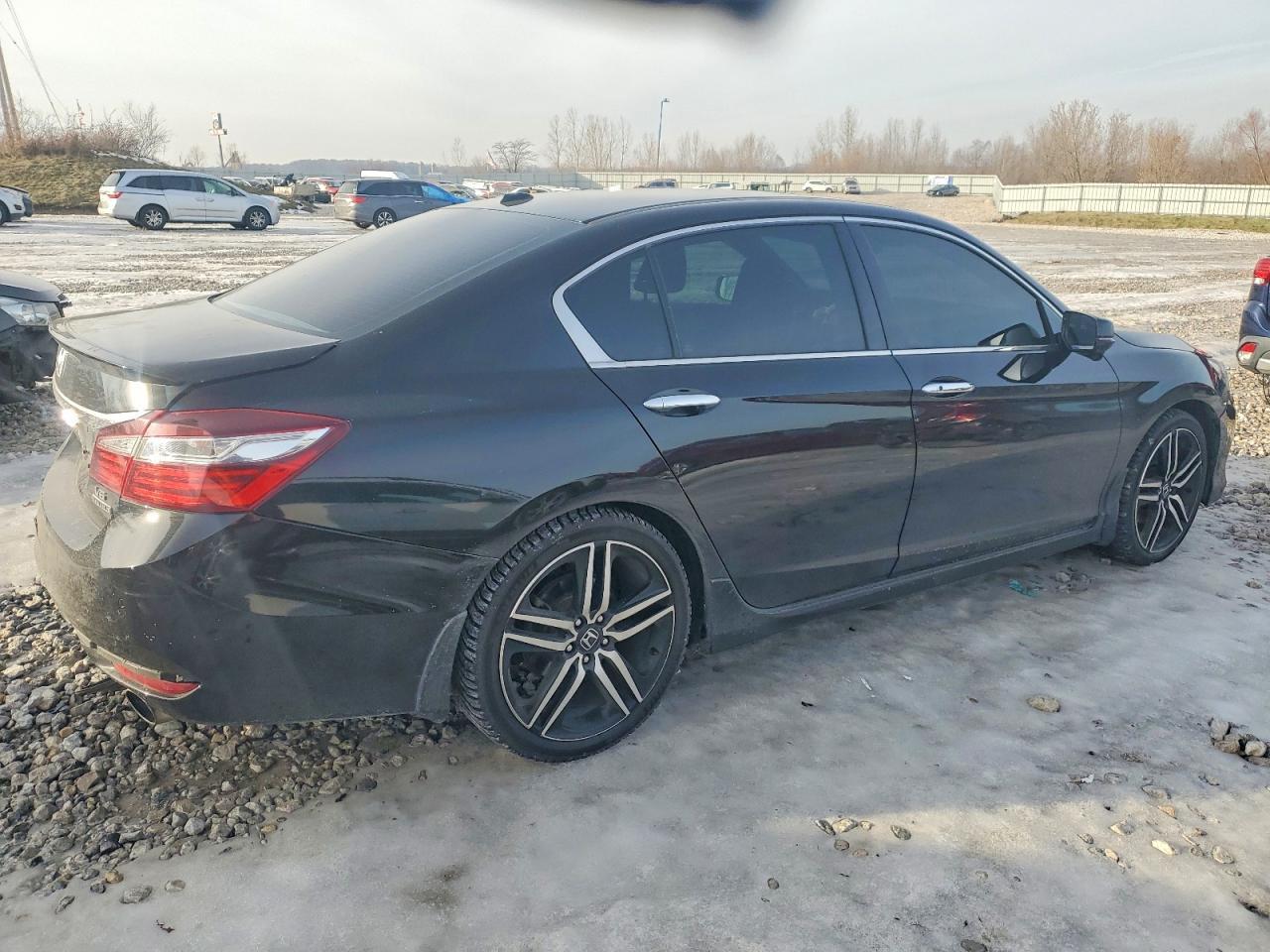2016 Honda Accord Touring - Фото 3