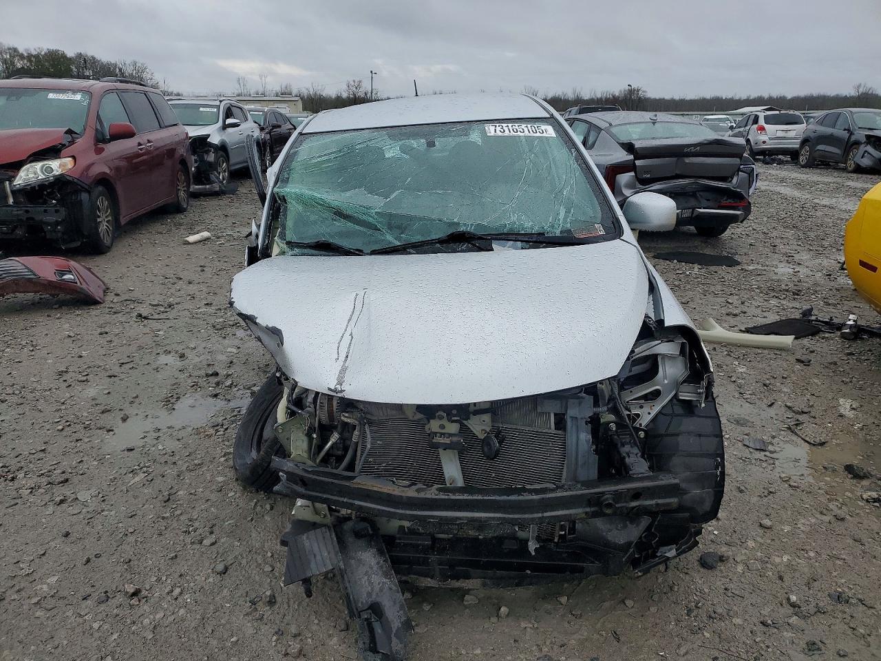 2010 Niss Versa S - Image 5