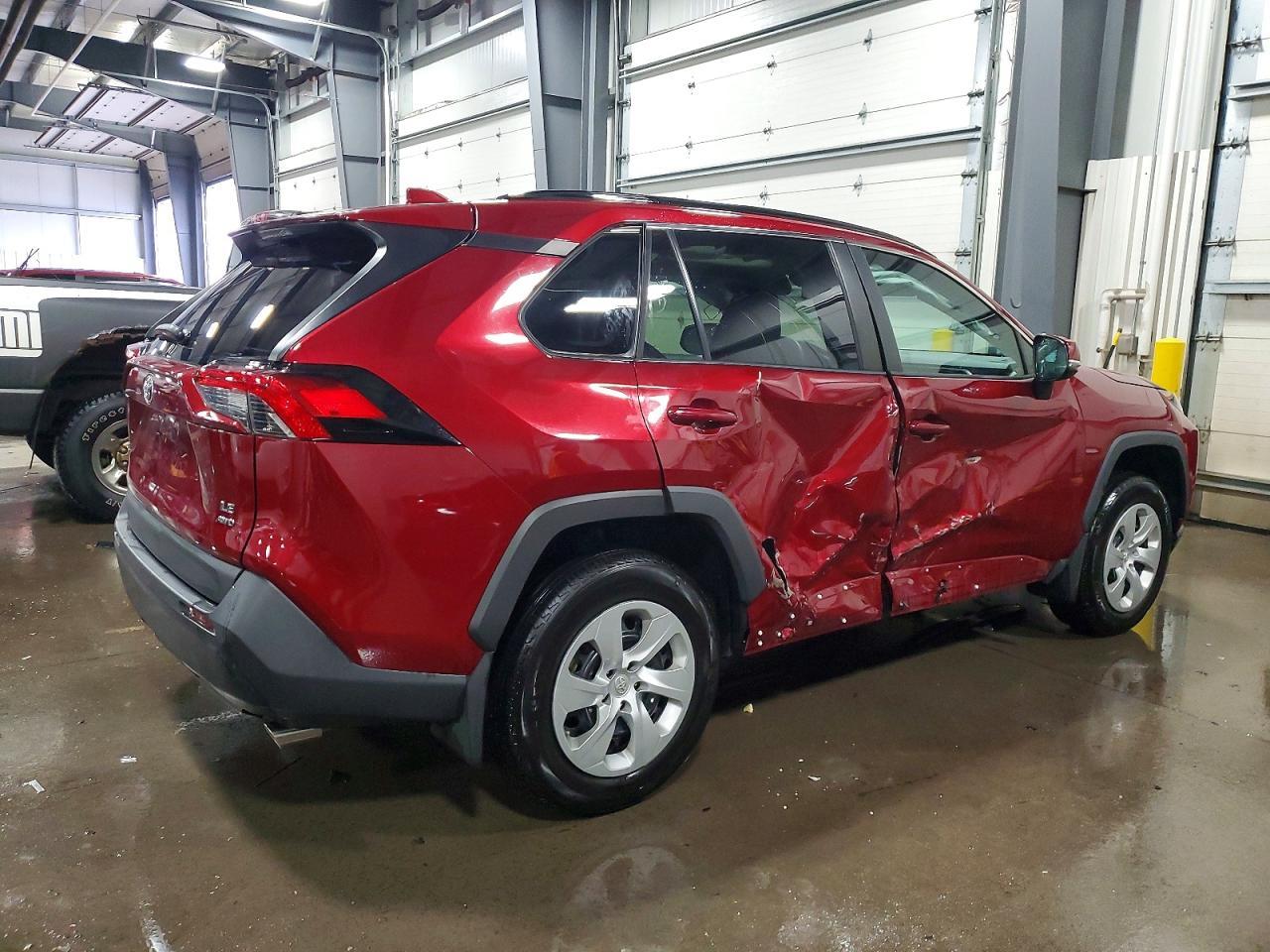 2021 Toyota Rav4 Le - Фото 3