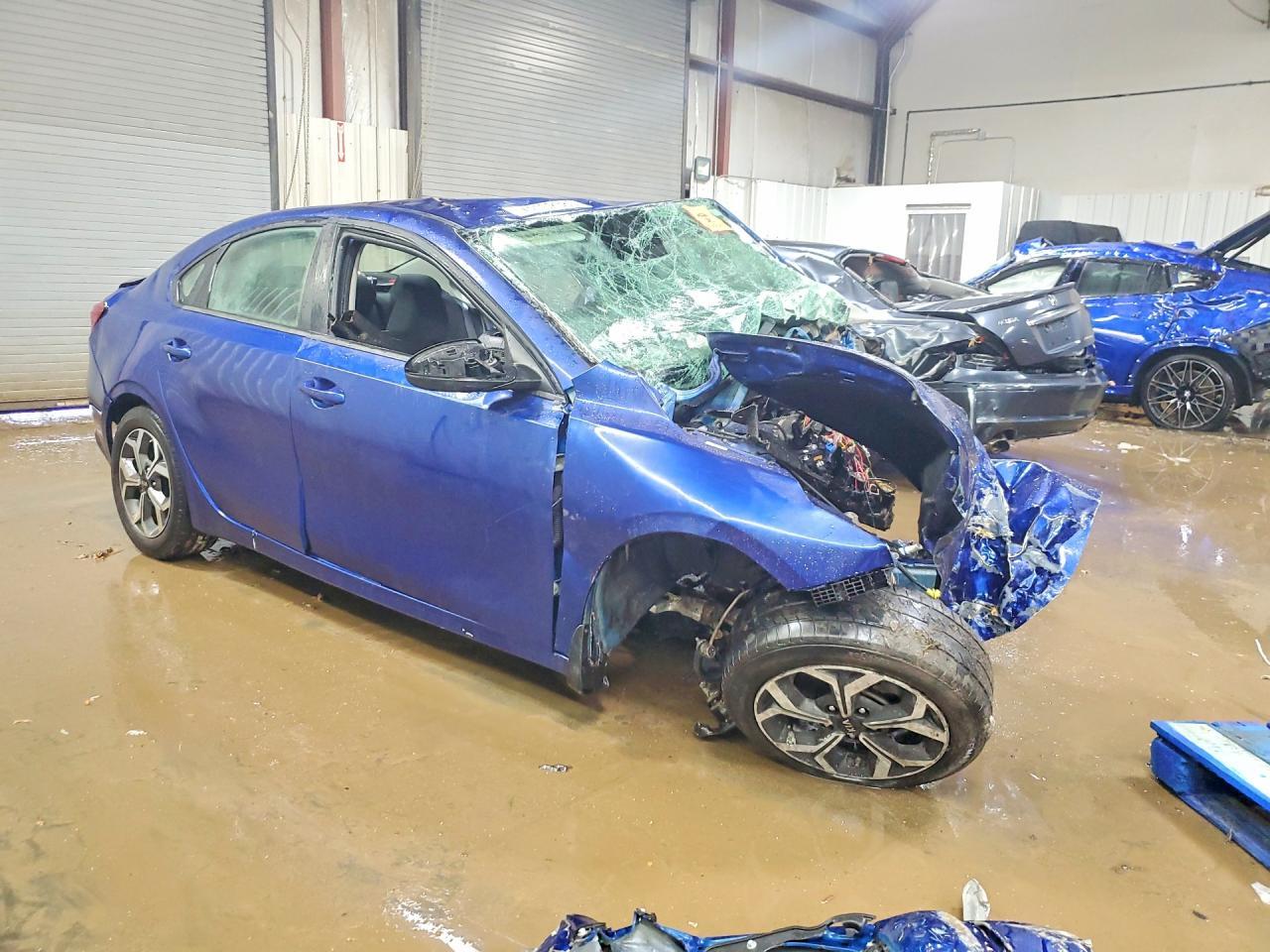 2021 Kia Forte Lxs - Фото 4